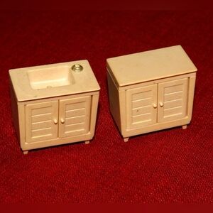 Vintage Calico Critters 1985 Epoch furniture meadowcroft cabinet lot